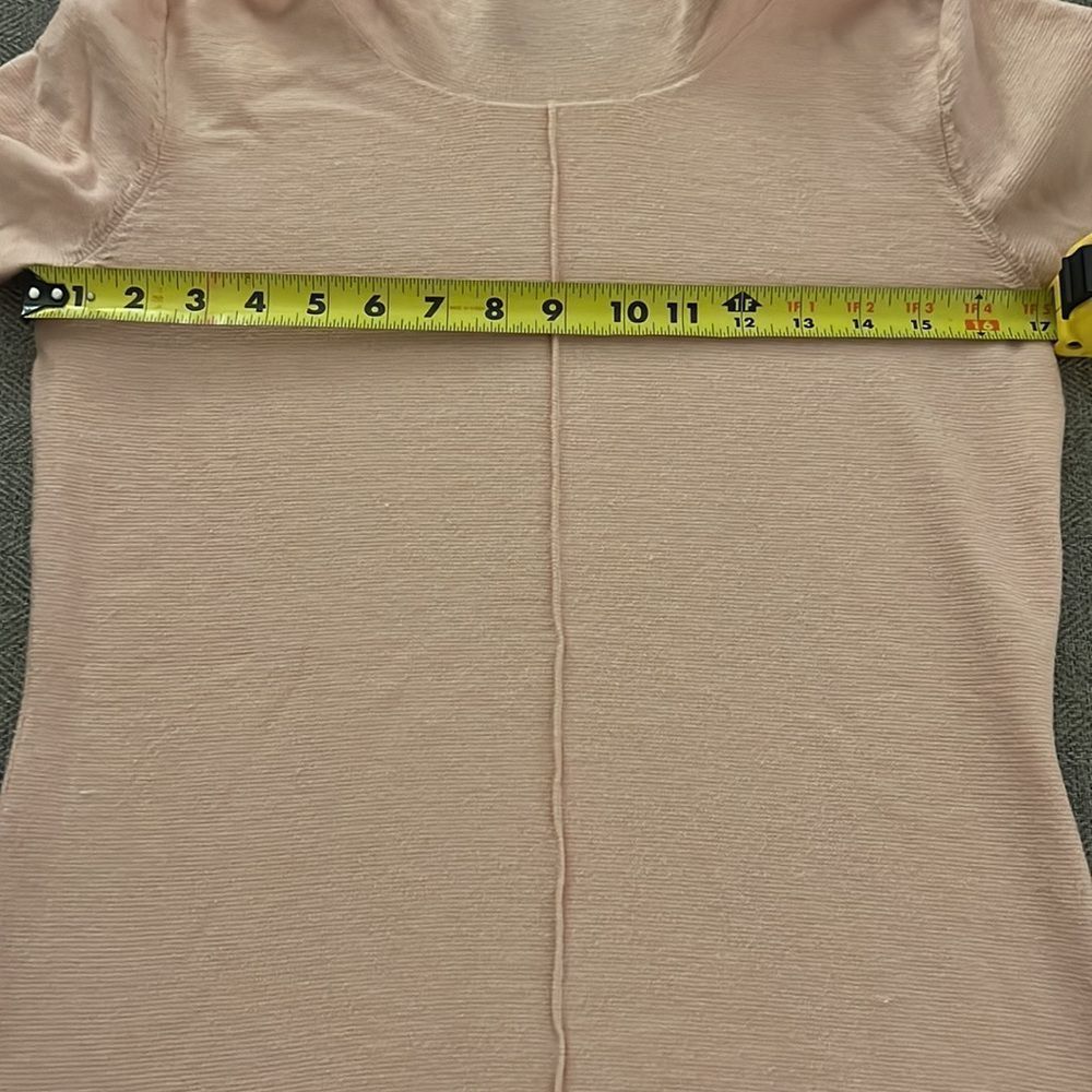 Calvin Klein Sweater‼️  - Picture 6 of 9